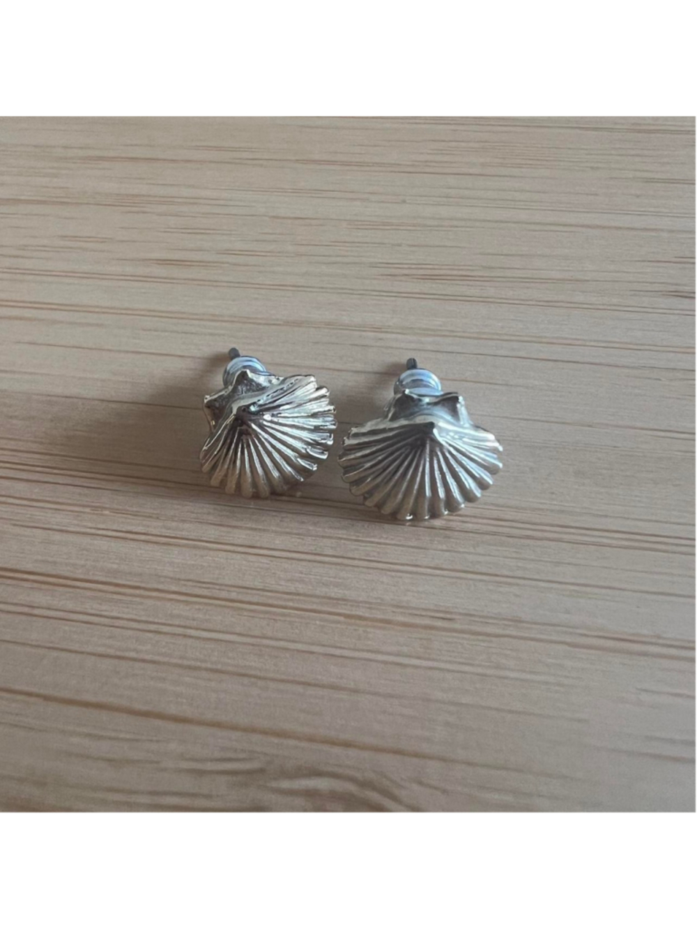 Vintage gold plated seashell stud earrings